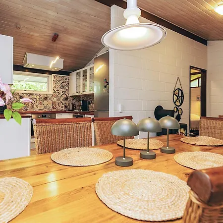 2 Person In Vakantiehuis Grenå